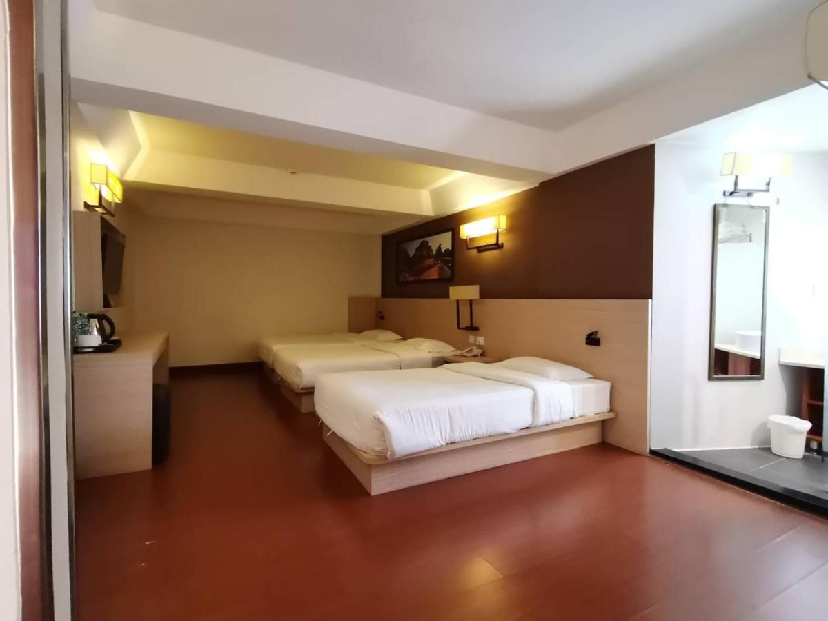Chiang Roi 7 Days Inn Chiang Mai Extérieur photo