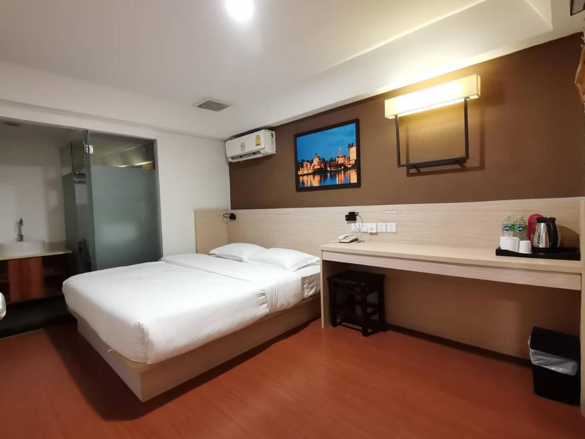 Chiang Roi 7 Days Inn Chiang Mai Extérieur photo