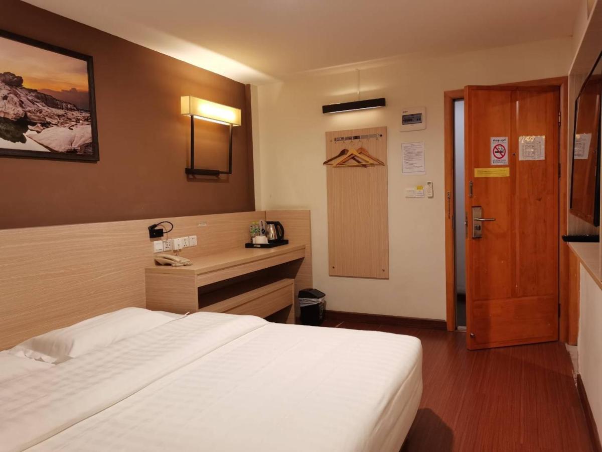 Chiang Roi 7 Days Inn Chiang Mai Extérieur photo