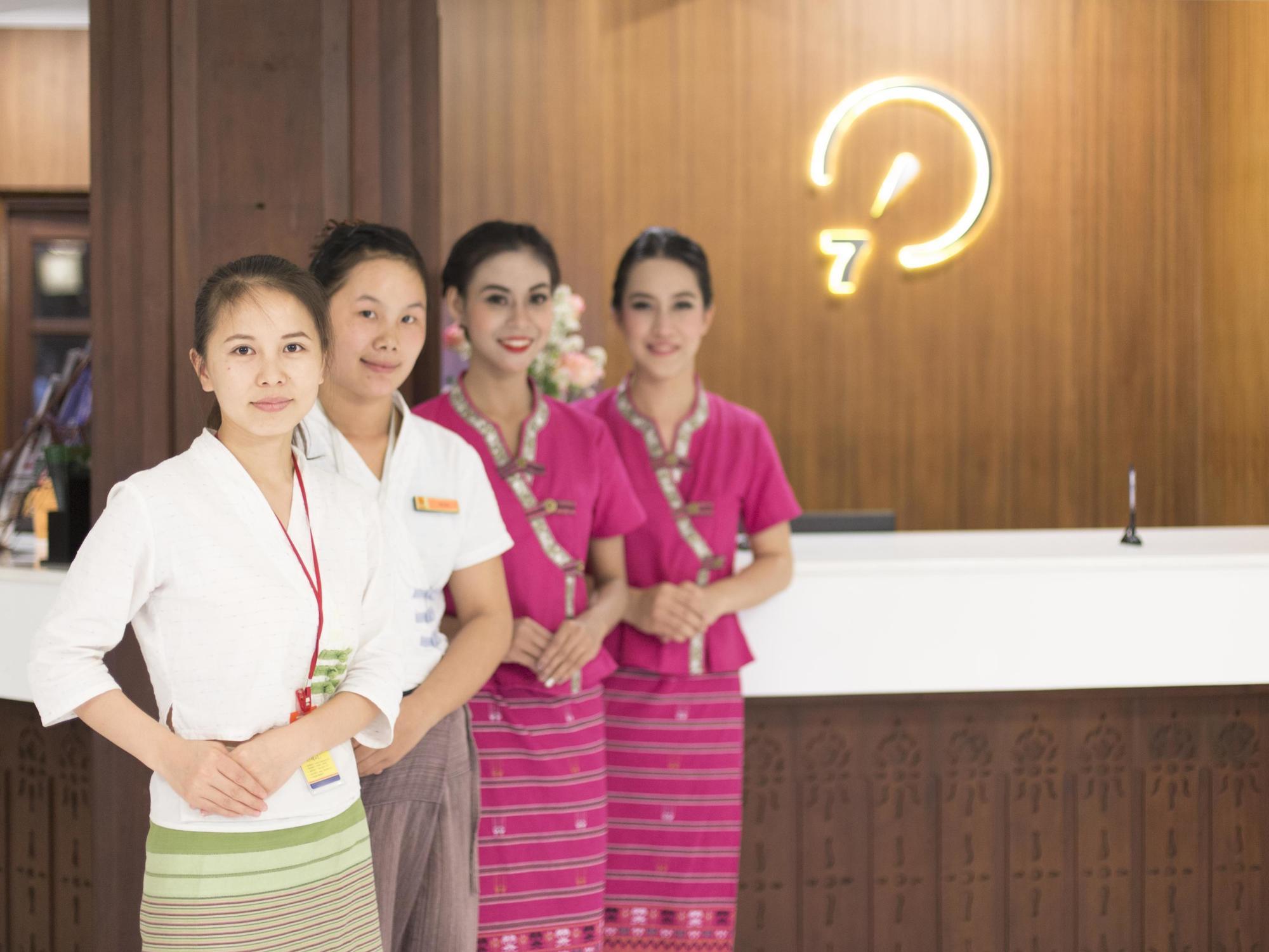 Chiang Roi 7 Days Inn Chiang Mai Extérieur photo