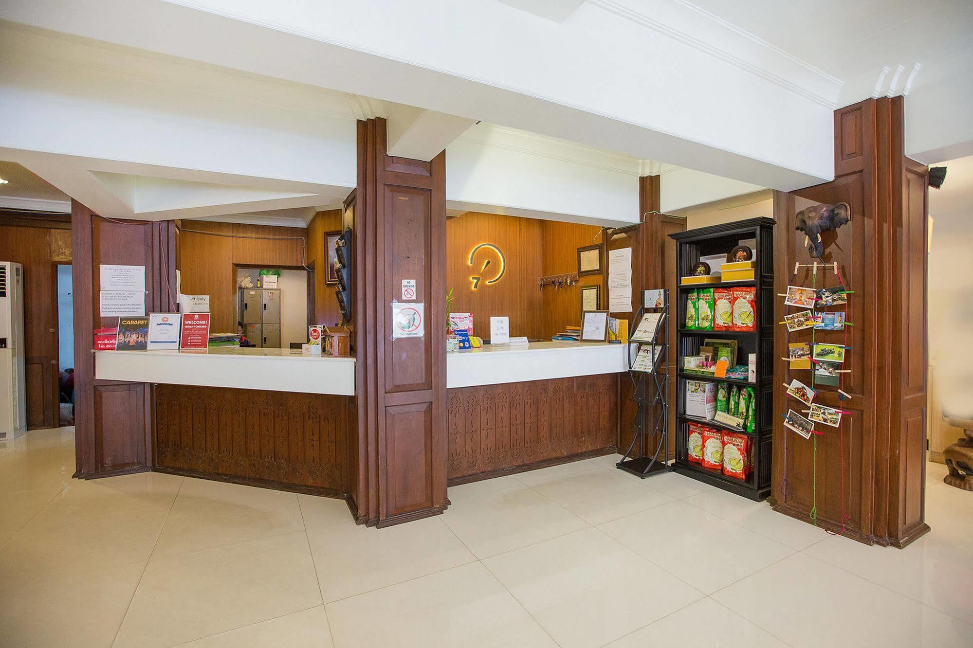 Chiang Roi 7 Days Inn Chiang Mai Extérieur photo