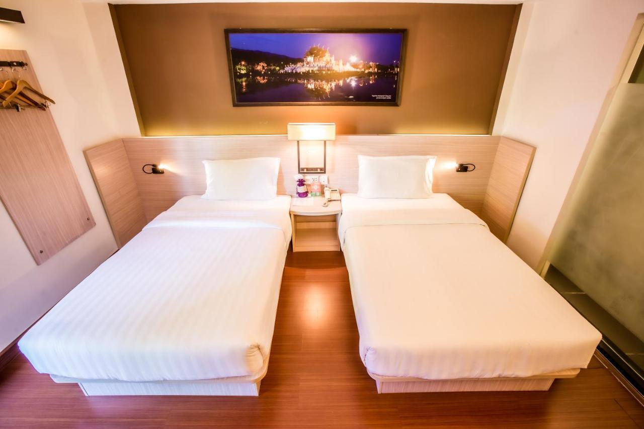 Chiang Roi 7 Days Inn Chiang Mai Extérieur photo